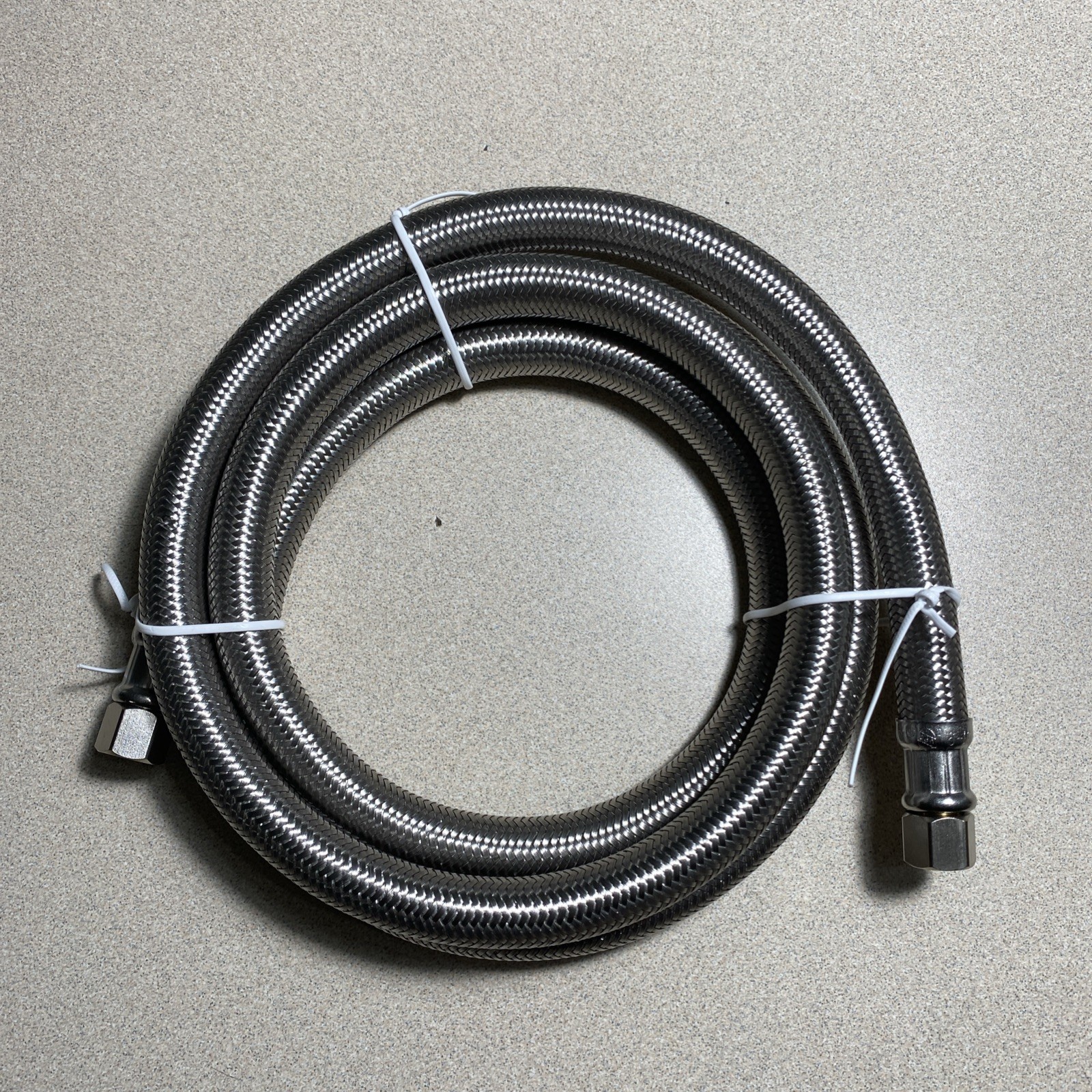 (1) 1/4″ Comp x 60 Long Refrigerator Icemaker Water Supply Line Connector