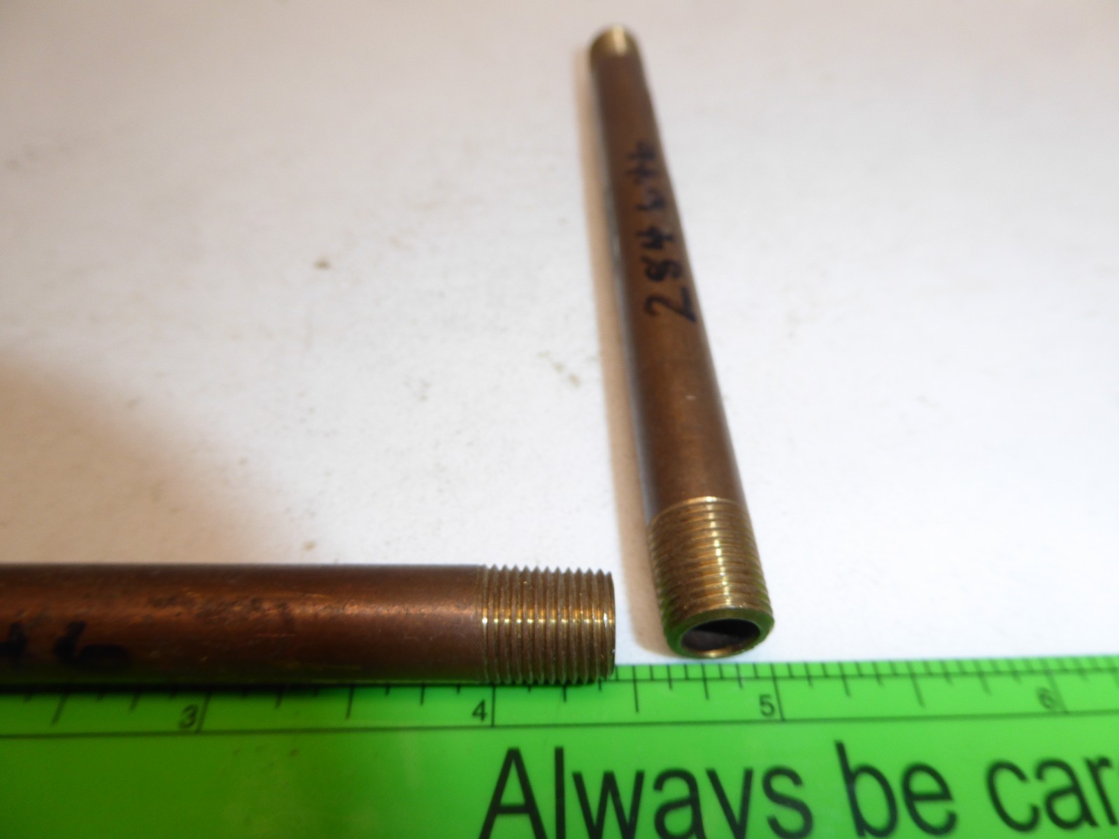 1/8″ Mnpt X 4-1/2″ Tube Red Brass Pipe Nipple Sch 40, quantity of 2. New.
